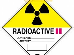 Semn pentru materiale radioactive Categoria II 